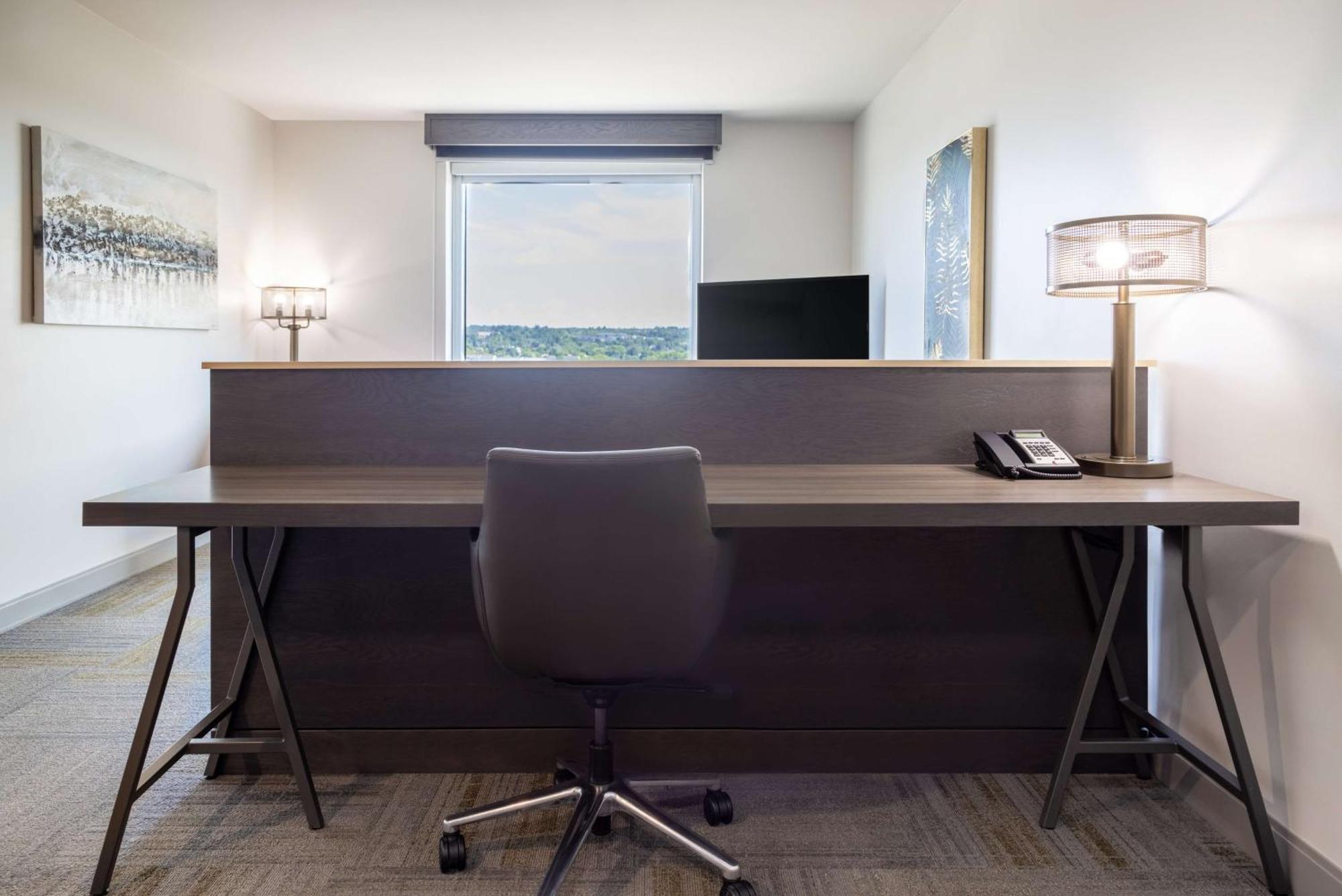 Hilton Garden Inn Фредериктън Екстериор снимка